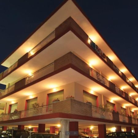 Hotel Jolanda Bellaria-Igea Marina Exterior photo