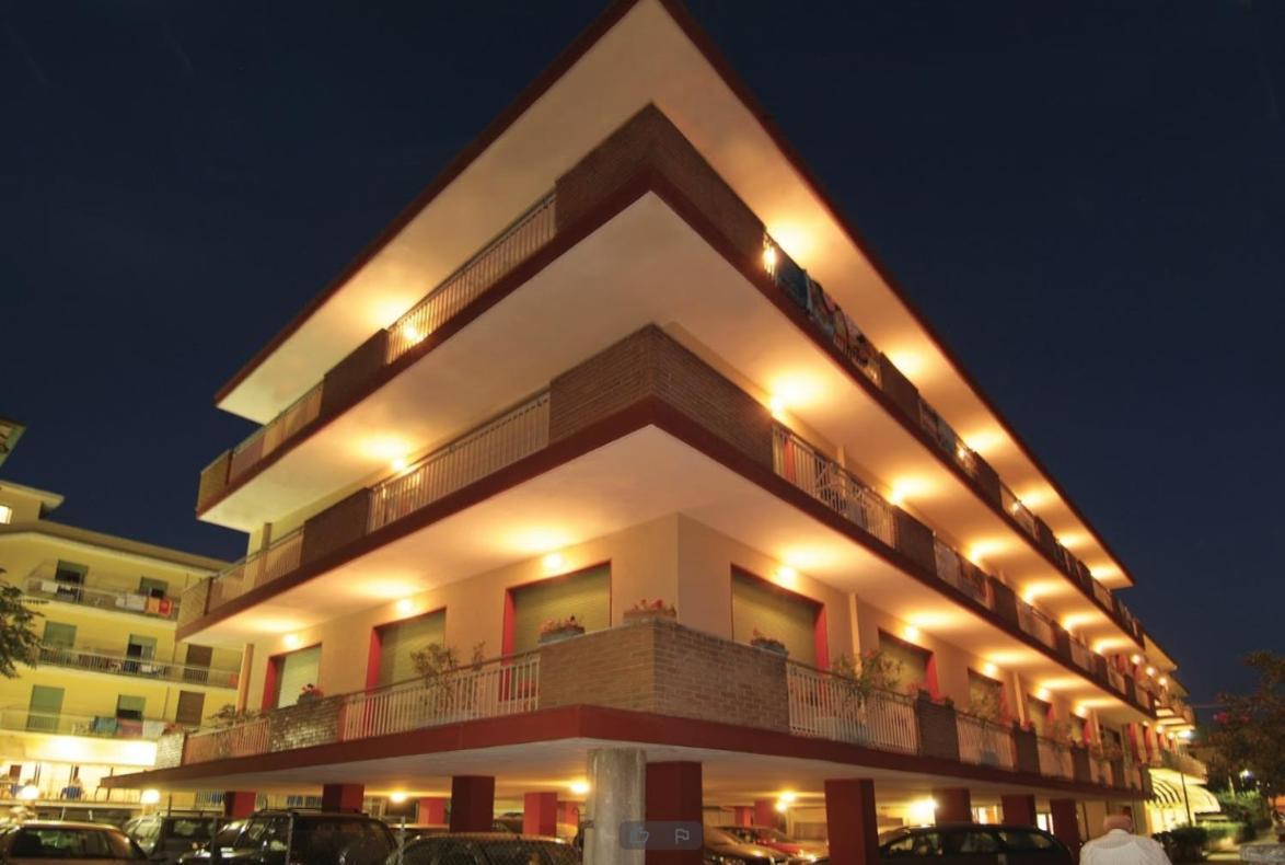 Hotel Jolanda Bellaria-Igea Marina Exterior photo
